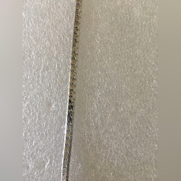 Floral Statement Necklace-Unmarked-Silvertone with Beige Flowers - Picture 8 of 9